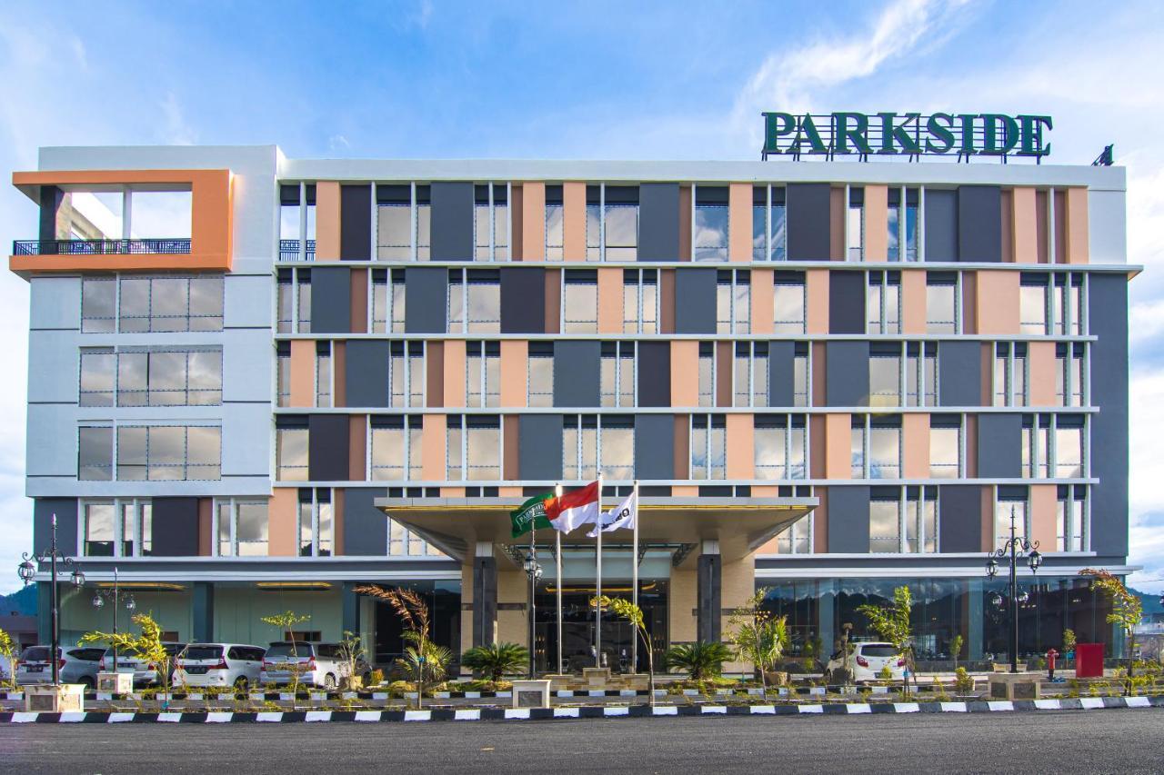 Parkside Gayo Petro Hotel Takengon ภายนอก รูปภาพ