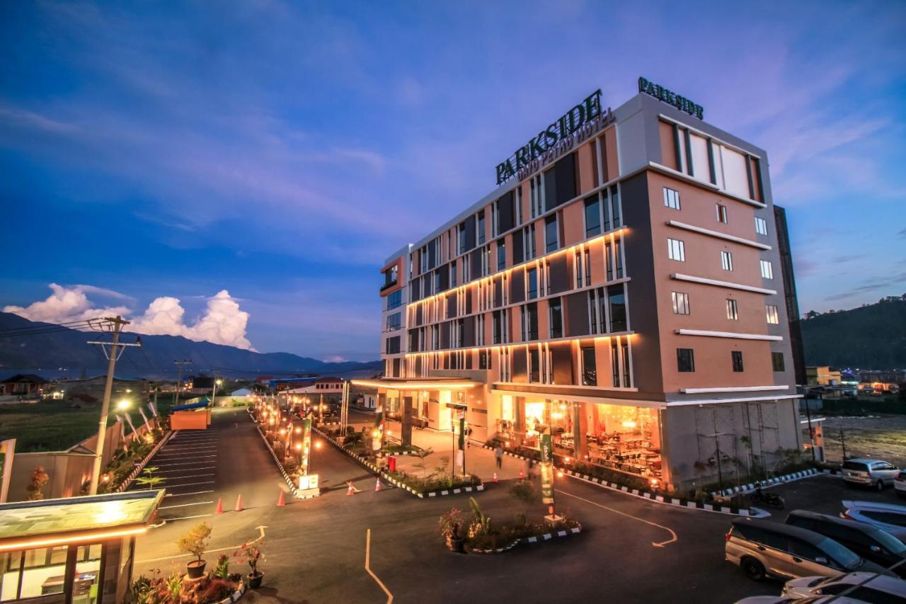 Parkside Gayo Petro Hotel Takengon ภายนอก รูปภาพ