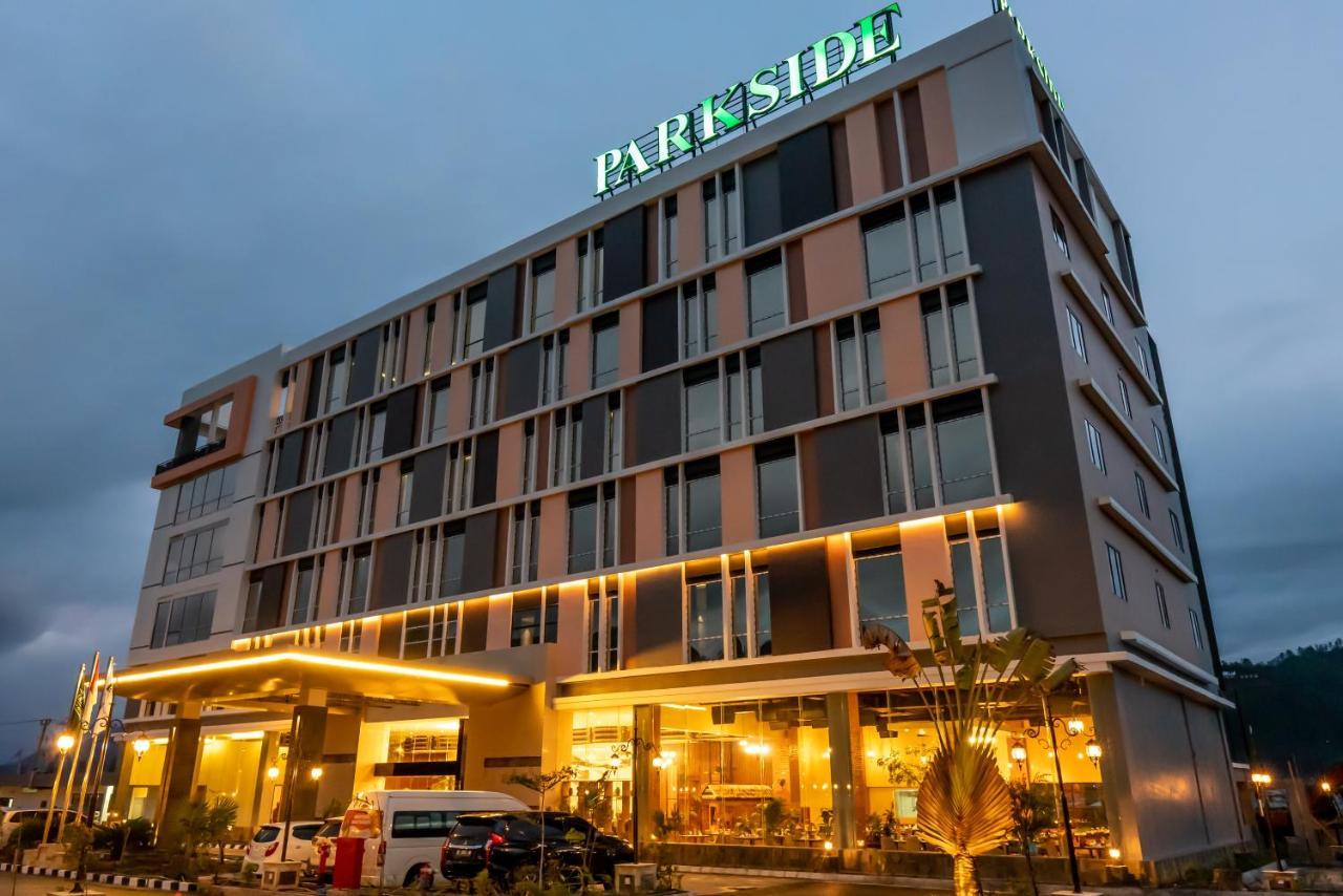 Parkside Gayo Petro Hotel Takengon ภายนอก รูปภาพ