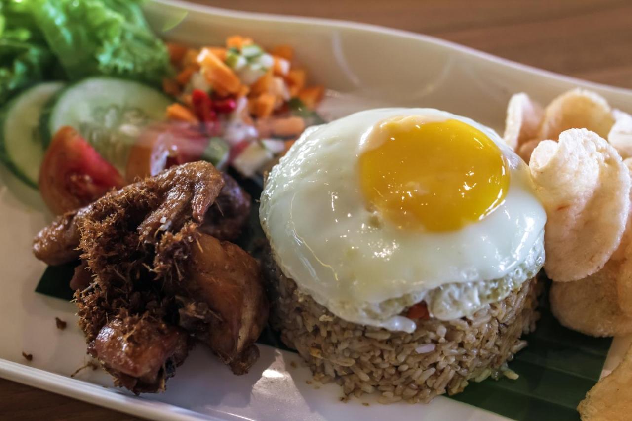 Parkside Gayo Petro Hotel Takengon ภายนอก รูปภาพ