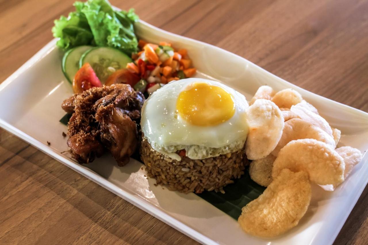 Parkside Gayo Petro Hotel Takengon ภายนอก รูปภาพ