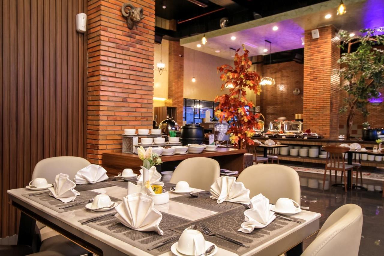 Parkside Gayo Petro Hotel Takengon ภายนอก รูปภาพ