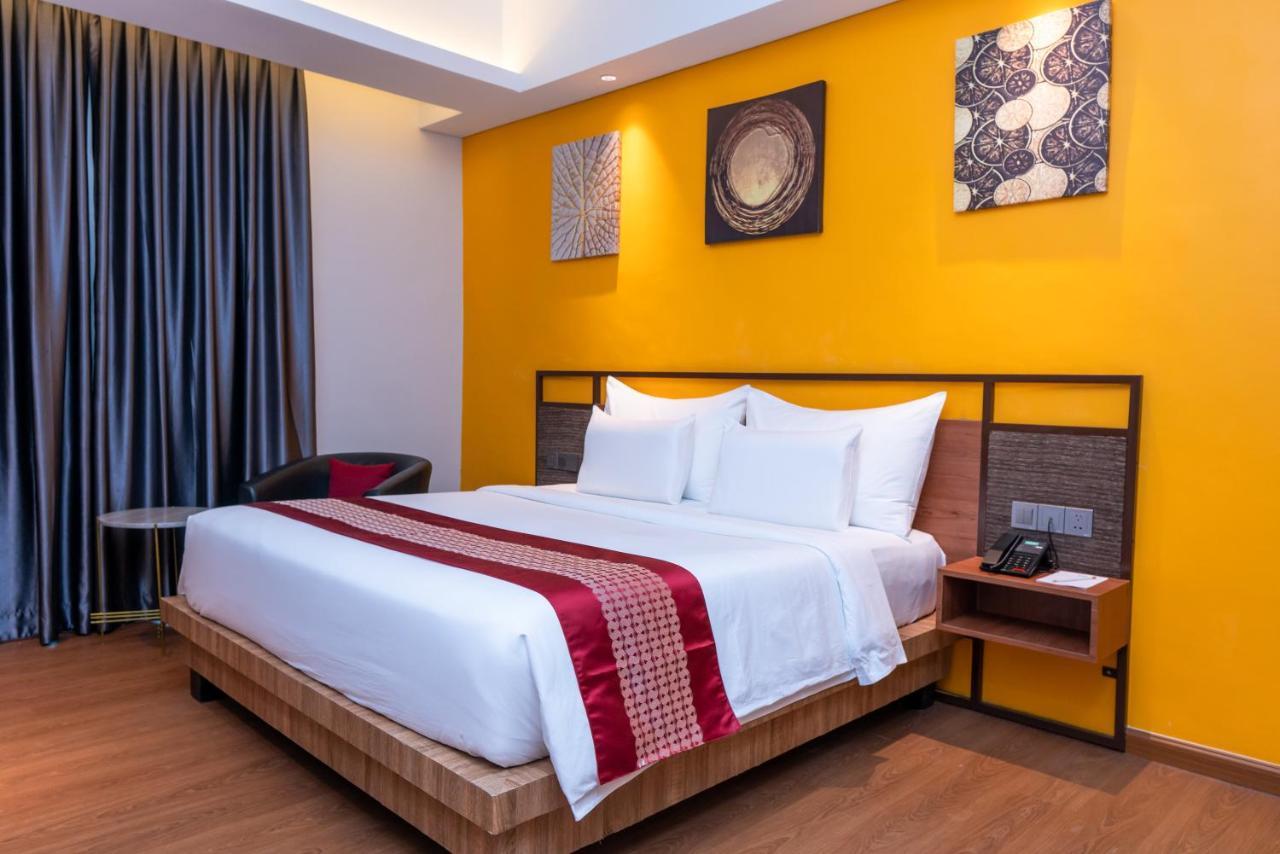 Parkside Gayo Petro Hotel Takengon ภายนอก รูปภาพ