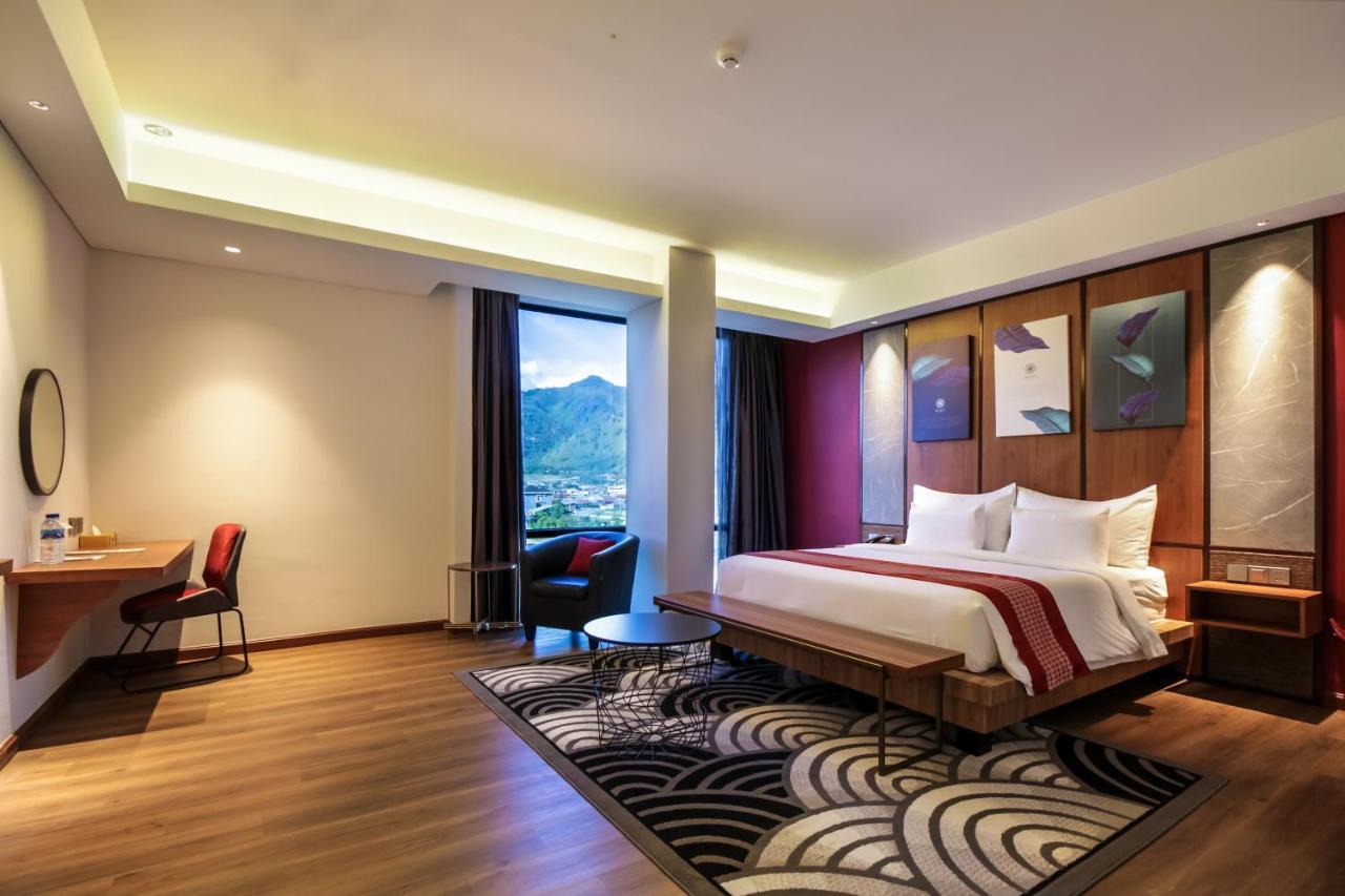 Parkside Gayo Petro Hotel Takengon ภายนอก รูปภาพ